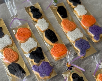 Halloween mini cookies, Spooky Halloween Decorated Cookies, Fun & Festive Halloween Treats, Ghosts, Pumpkins cookies, Homemade cookies
