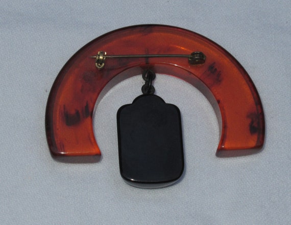 Bakelite half circle root beer amber impressive m… - image 7