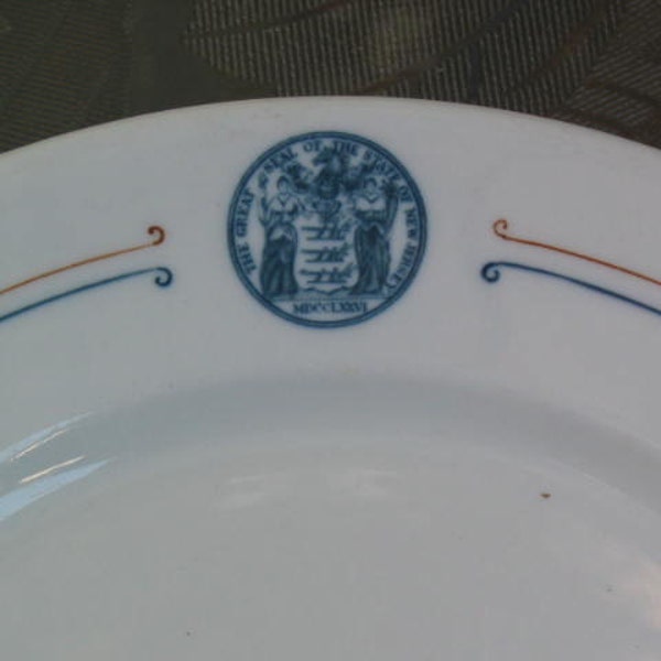 State Seal of New Jersey Plate OPCo Syracuse China restaurant ware 1914 blue logo