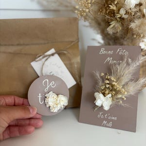Coffret cadeau personnalisé/ carte fleurie + magnet fleurs séchées/cadeau fête des mères /fin d’année maîtresse, nounou/ merci Maîtresse/