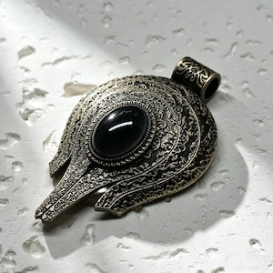 Elden ring necklace talisman - Etsy 日本