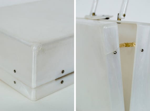 Vintage white mother of pearl Lucite box purse, 1… - image 5