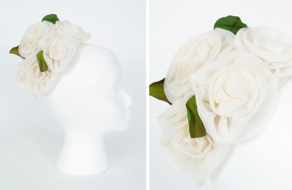 Ivory rose wedding cap with wired leaves, vintage… - image 1