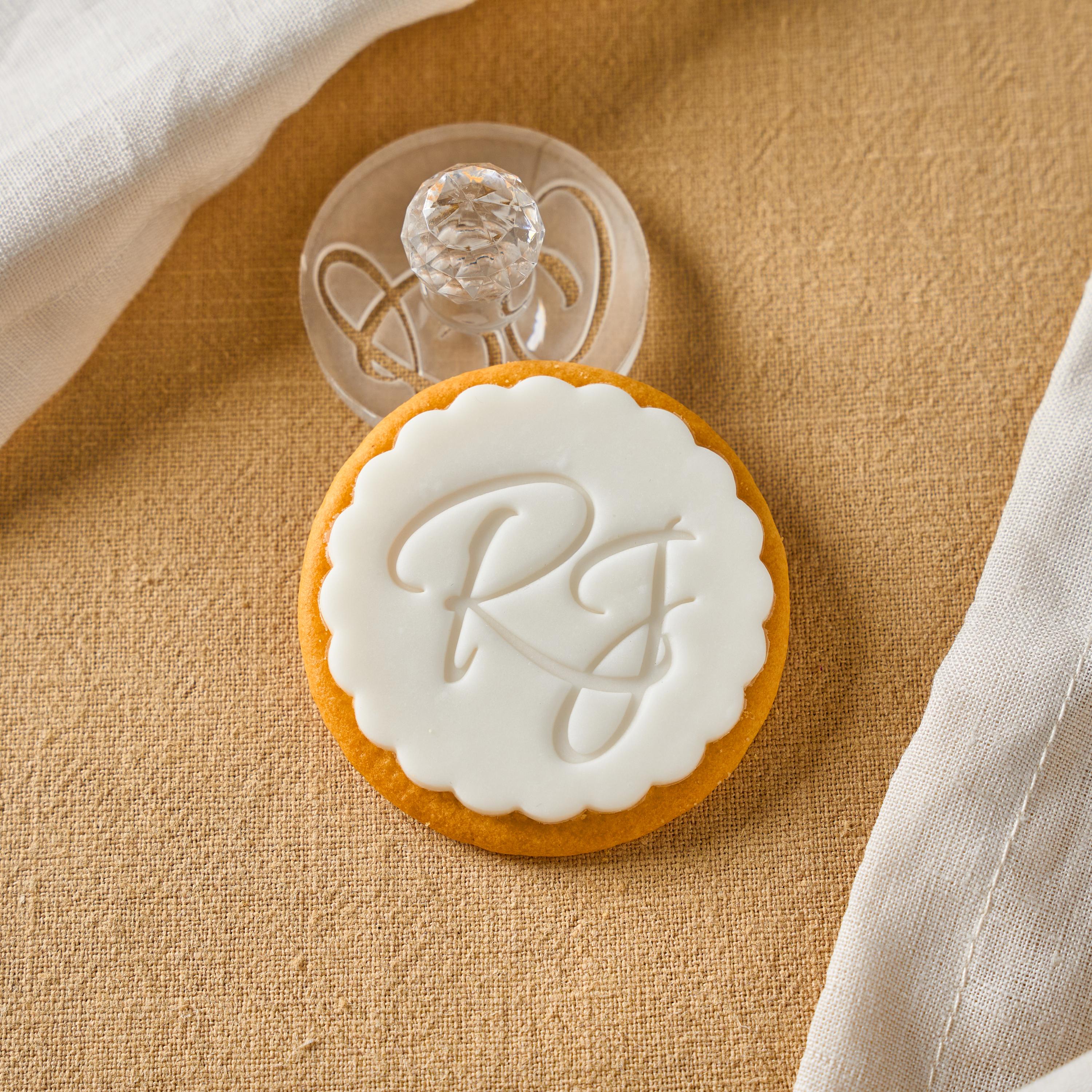 9 Design Wedding Cookie Stamp – Personalized Embosser with Optional Cutter for Weddings, Engagements & Bridal Showers, Custom Couple Name