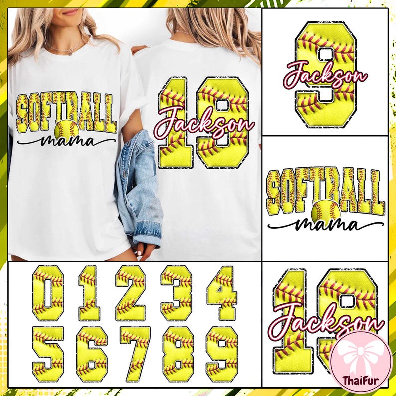 Op de afbeelding: Witte t-shirts met softbalontwerpen. E&eacute;n shirt heeft de tekst "Softball Mama" en een softbalafbeelding. Een ander toont het nummer 19 met "Jackson" in script. Extra afbeeldingen tonen individuele nummers en tekstontwerpen.