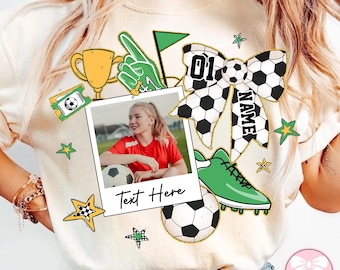 Plantilla de Canva para insertar fotos de fútbol (Png), lazo de coqueta de fútbol (Png), sublimación del día del partido de fútbol, mamá futbolista (Png), diseño de camiseta de mamá futbolista