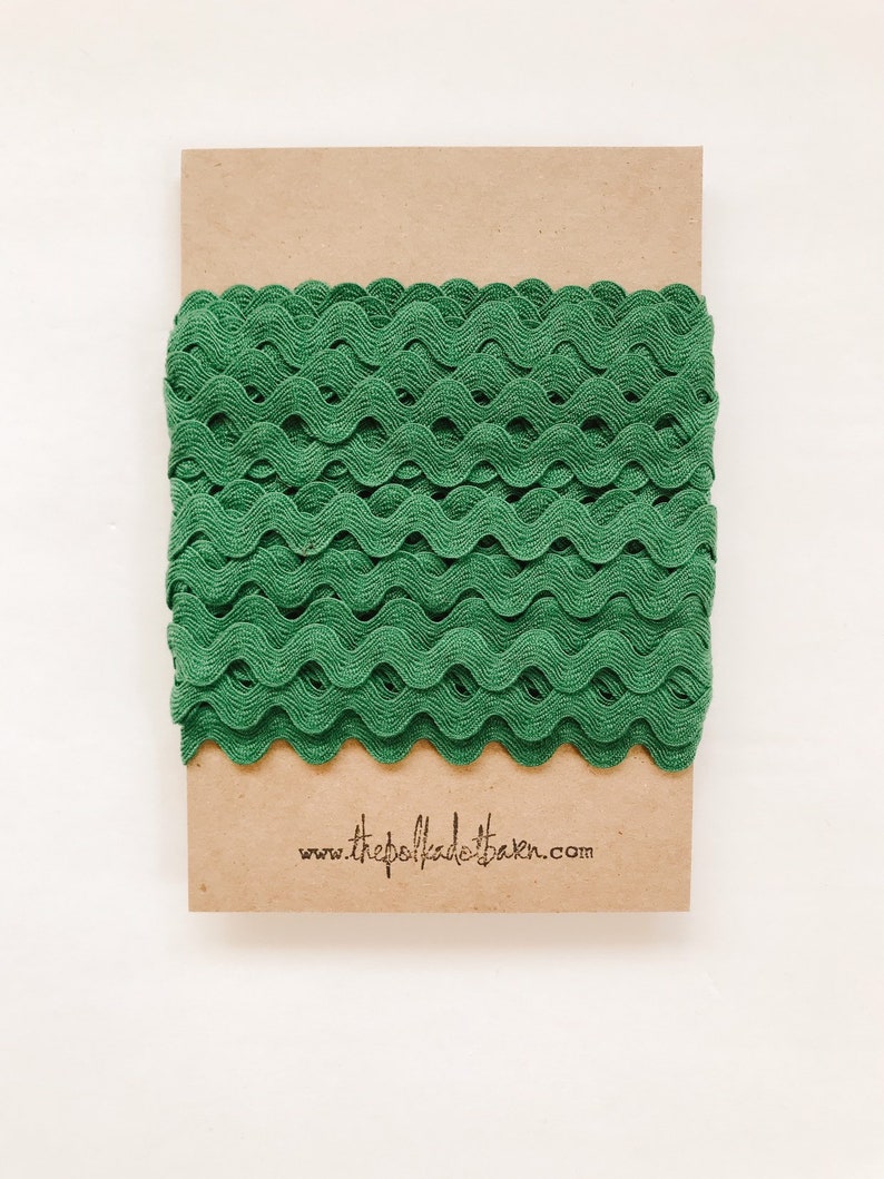 KELLY GREEN 1/2 inch Ric Rac Kelly Green Ric Rac Green Zig Zag trim Polyester green ric rac Sewing trim Pretty packaging trim image 1