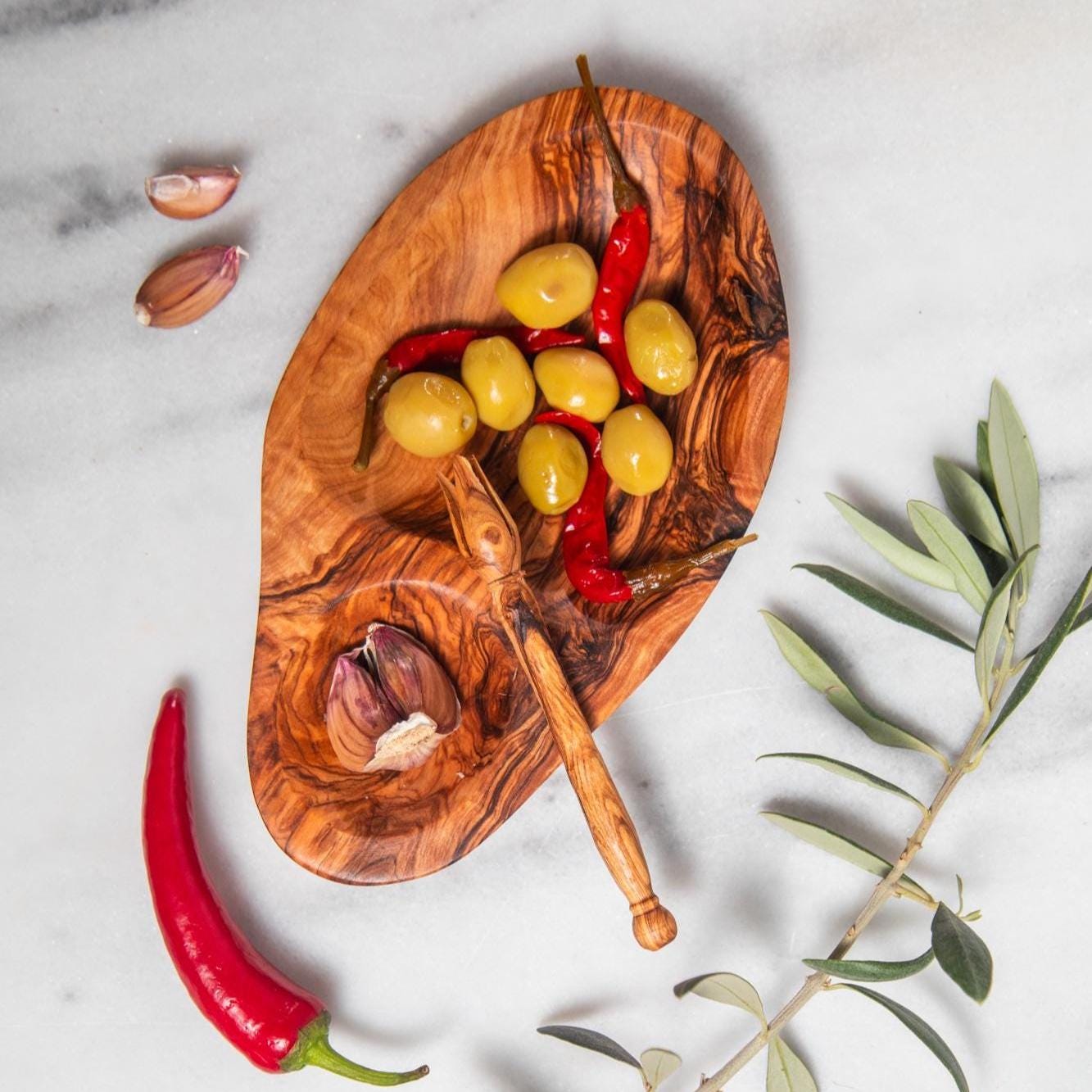 Olive Wood Snack Tray – Handcrafted Artisan Dish with Fork Set - Thumbnail 3