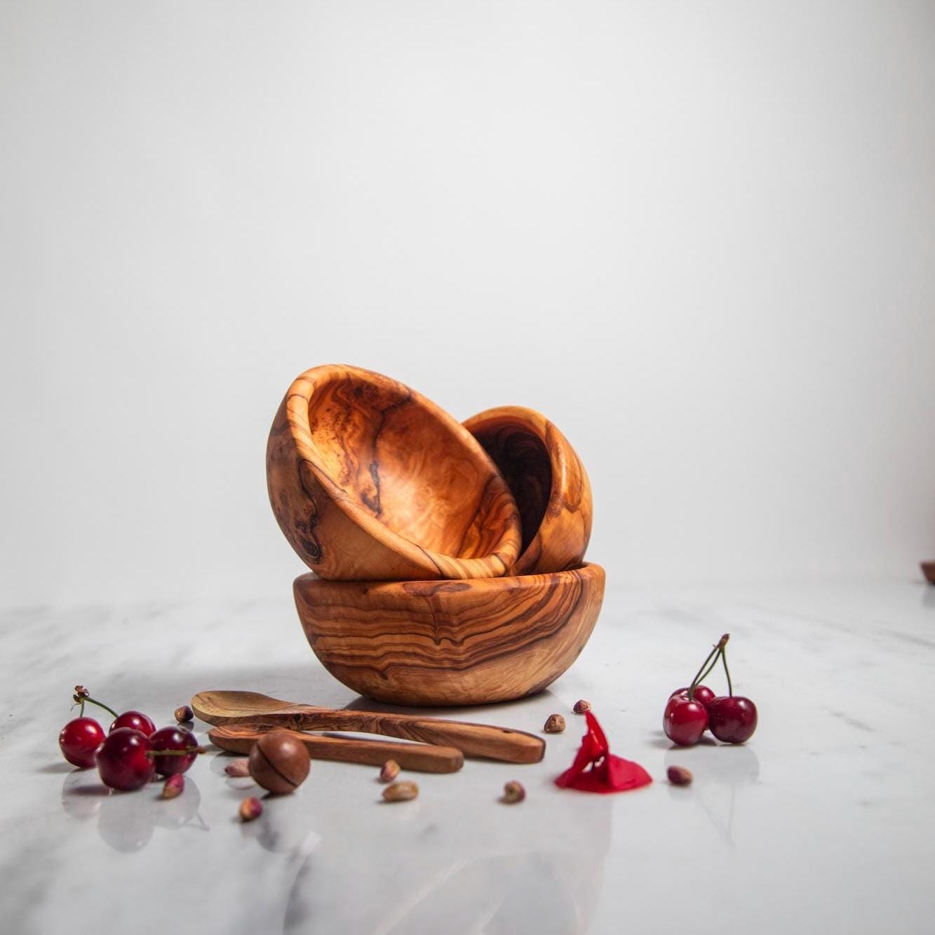 Olive Wood Bowl – Handcarved Artisan Piece for Table and Home - Thumbnail 3