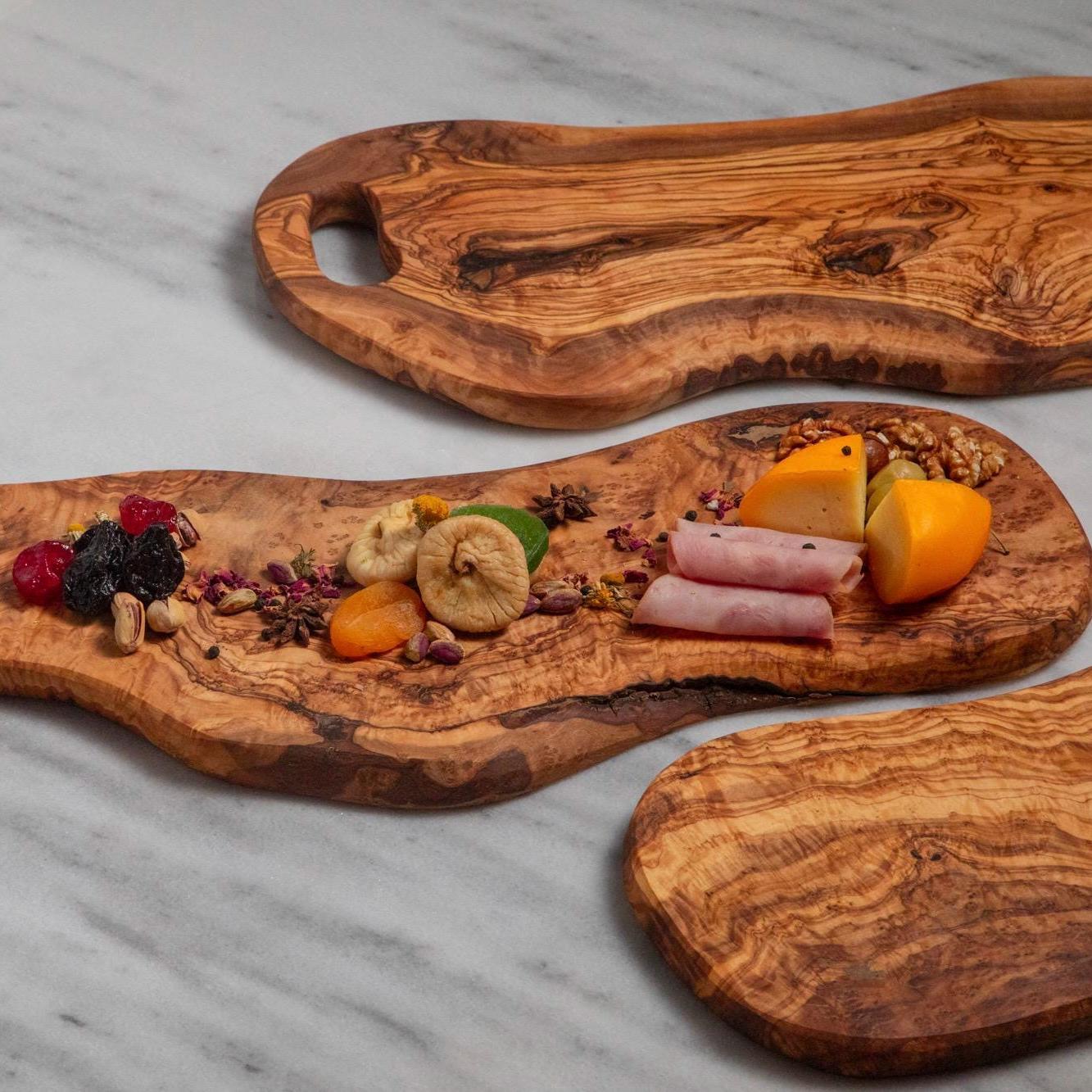 Handcrafted Olive Wood Charcuterie Board: Rustic Kitchen Decor - Thumbnail 5