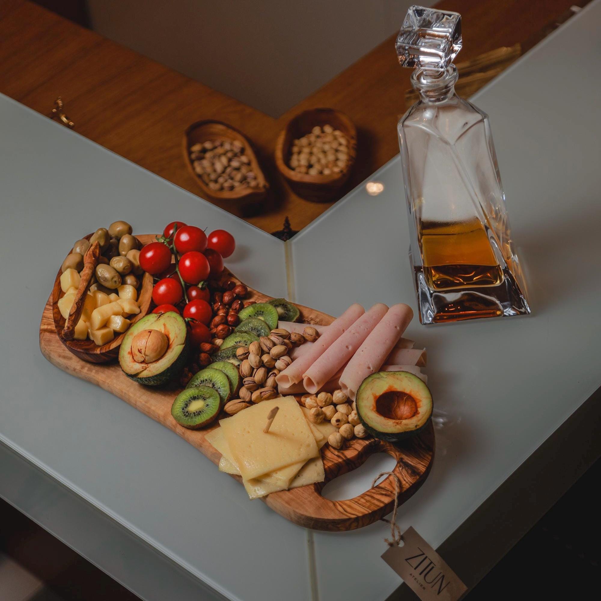 Handcrafted Olive Wood Charcuterie Board: Rustic Kitchen Decor - Thumbnail 3