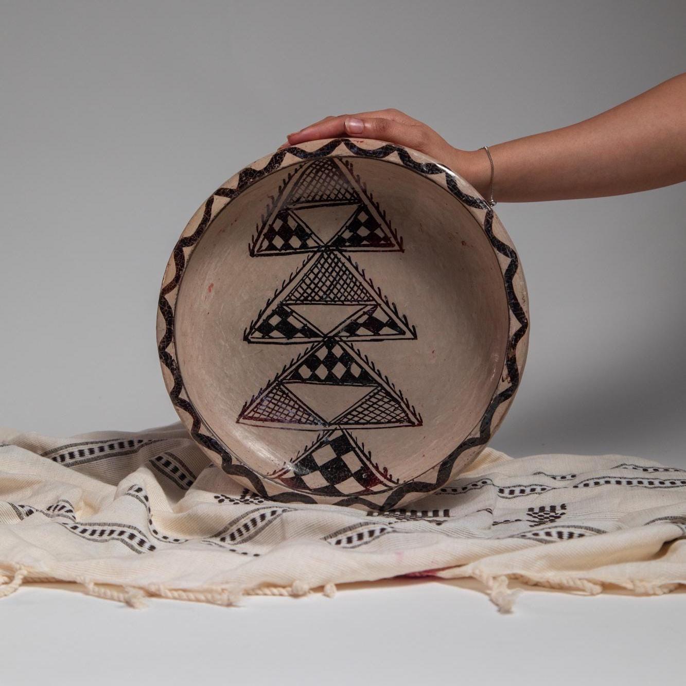 Handmade Pottery Bowl – 8 inch Large Decorative Centerpiece, Rustic Fruit Bowl, Boho Home Decor - Thumbnail 5