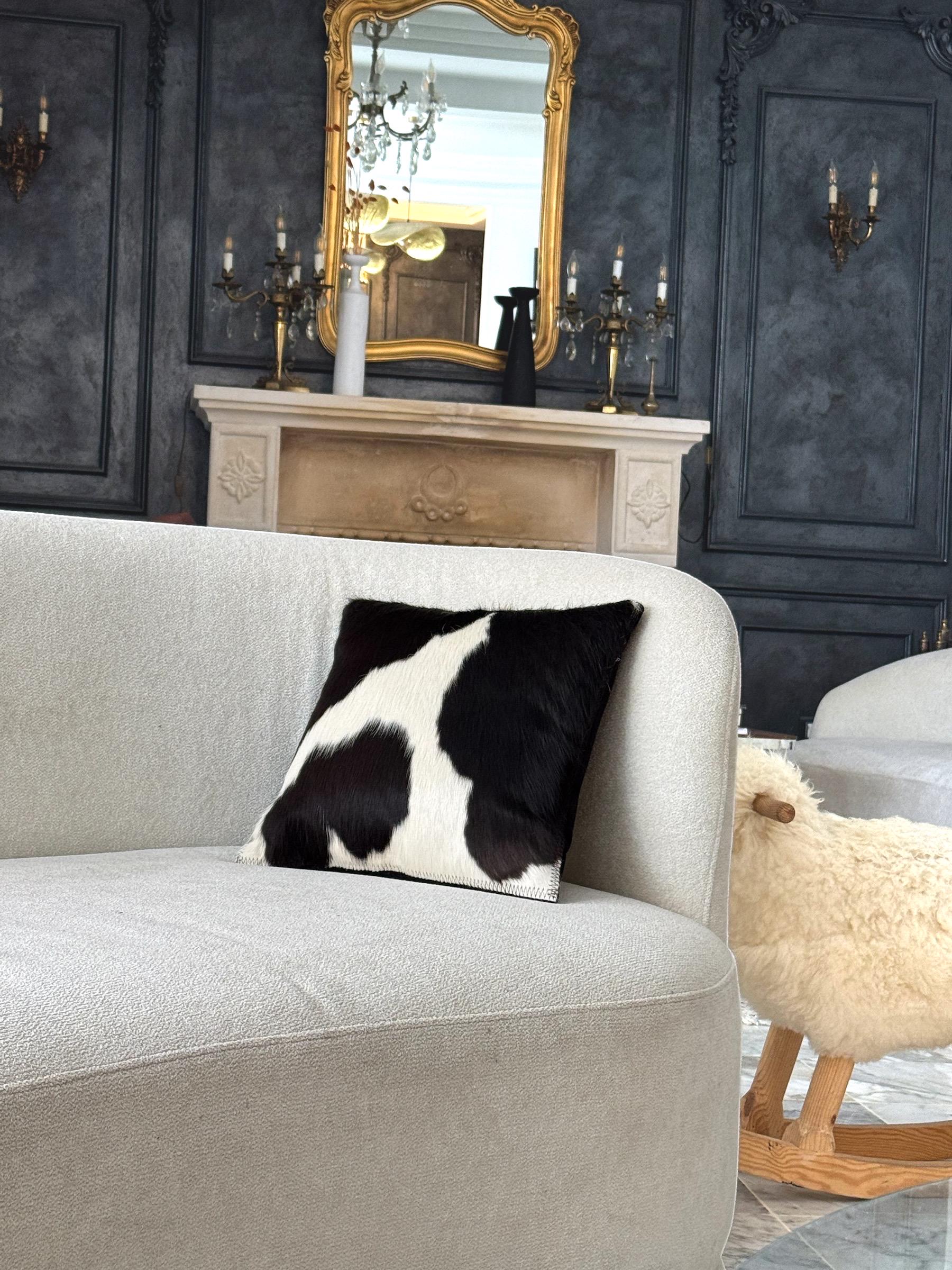 Genuine Goat Fur Cushion – Handeoven Decorative Pillow | Natural Goat Fur | Original and Unique Home Decor - Image 1