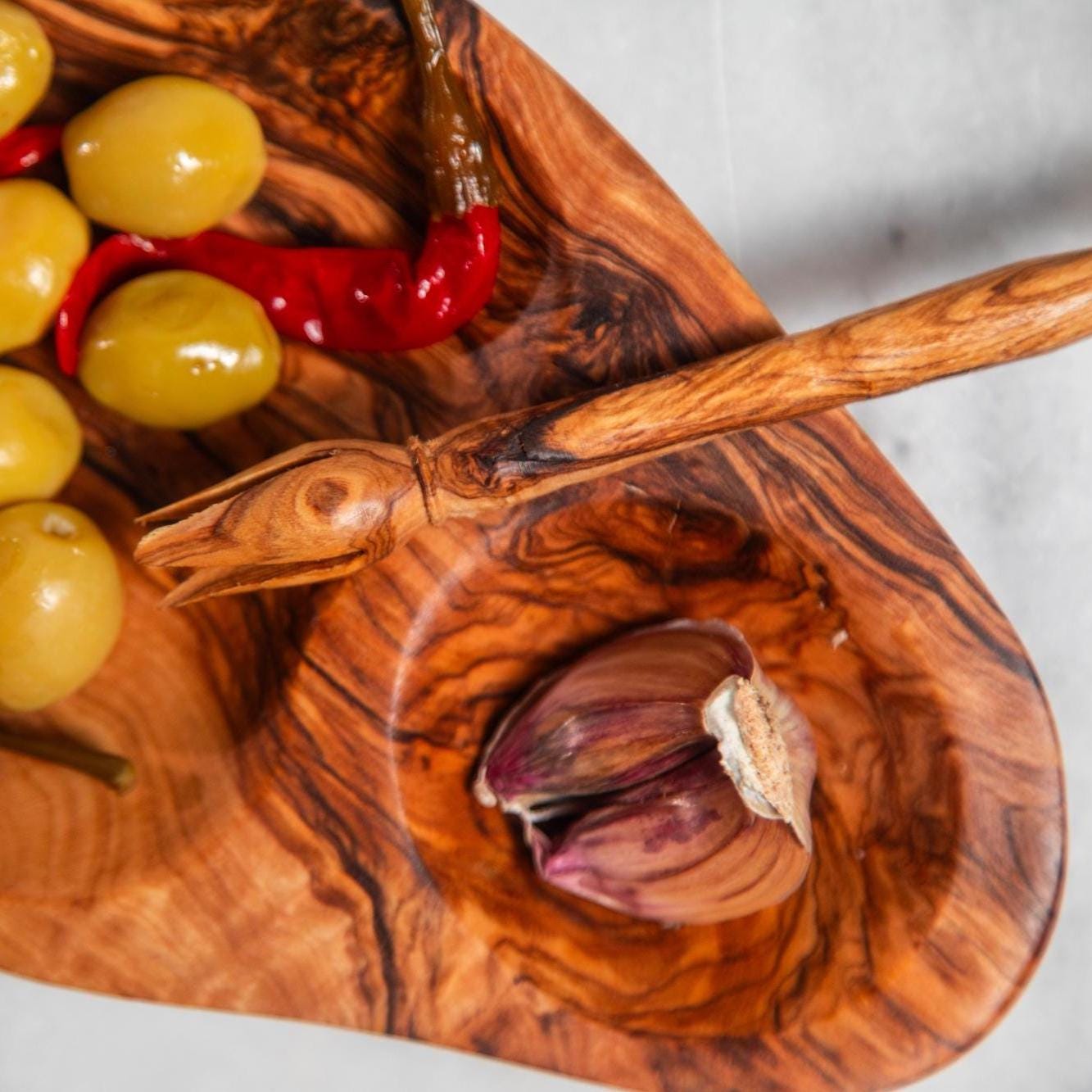 Olive Wood Snack Tray – Handcrafted Artisan Dish with Fork Set - Thumbnail 7