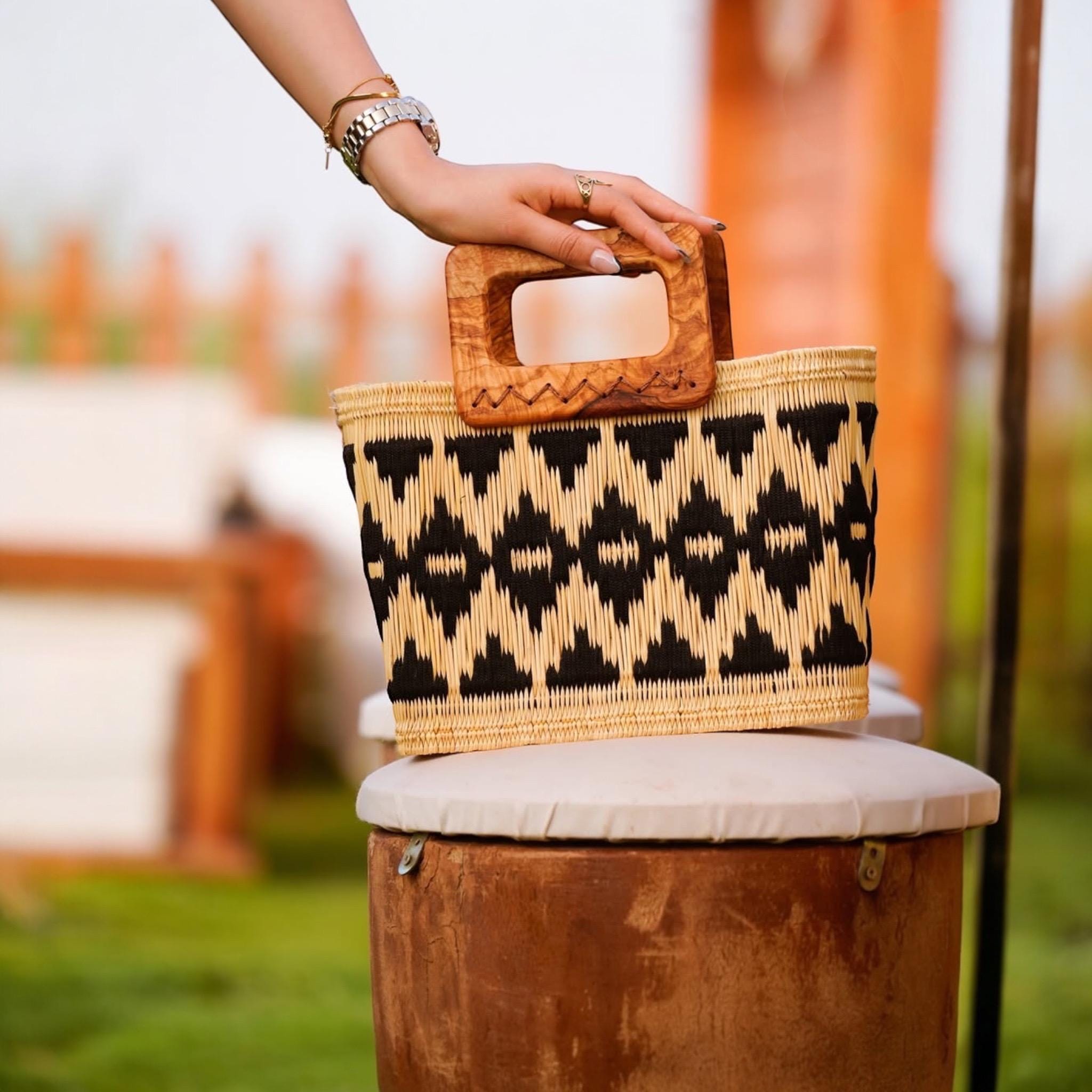 Summer Strawbag | Olive Wood Handles | Natural Rush Bag | Elegant City & Beach Tote | Handmade Limited Collection ! - Image 1