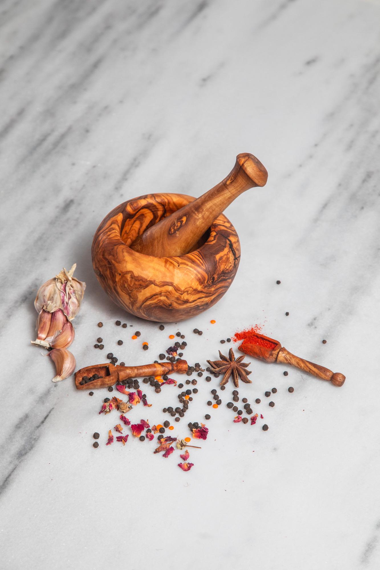 Olive Wood Mortar and Pestle – Handcrafted Rustic Spice Grinder | Herb Crusher, Kitchen Tool & Gift, Natural Wood - Thumbnail 6