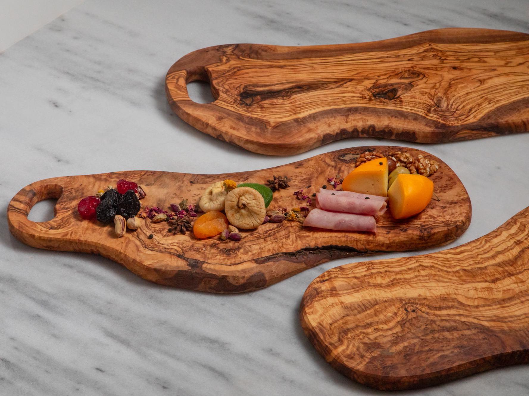 Luxury Olive Wood Charcuterie Board – Handcrafted Mediterranean Serving Board | Exclusive Cheese Platter, Designer Kitchen Gift - Thumbnail 7