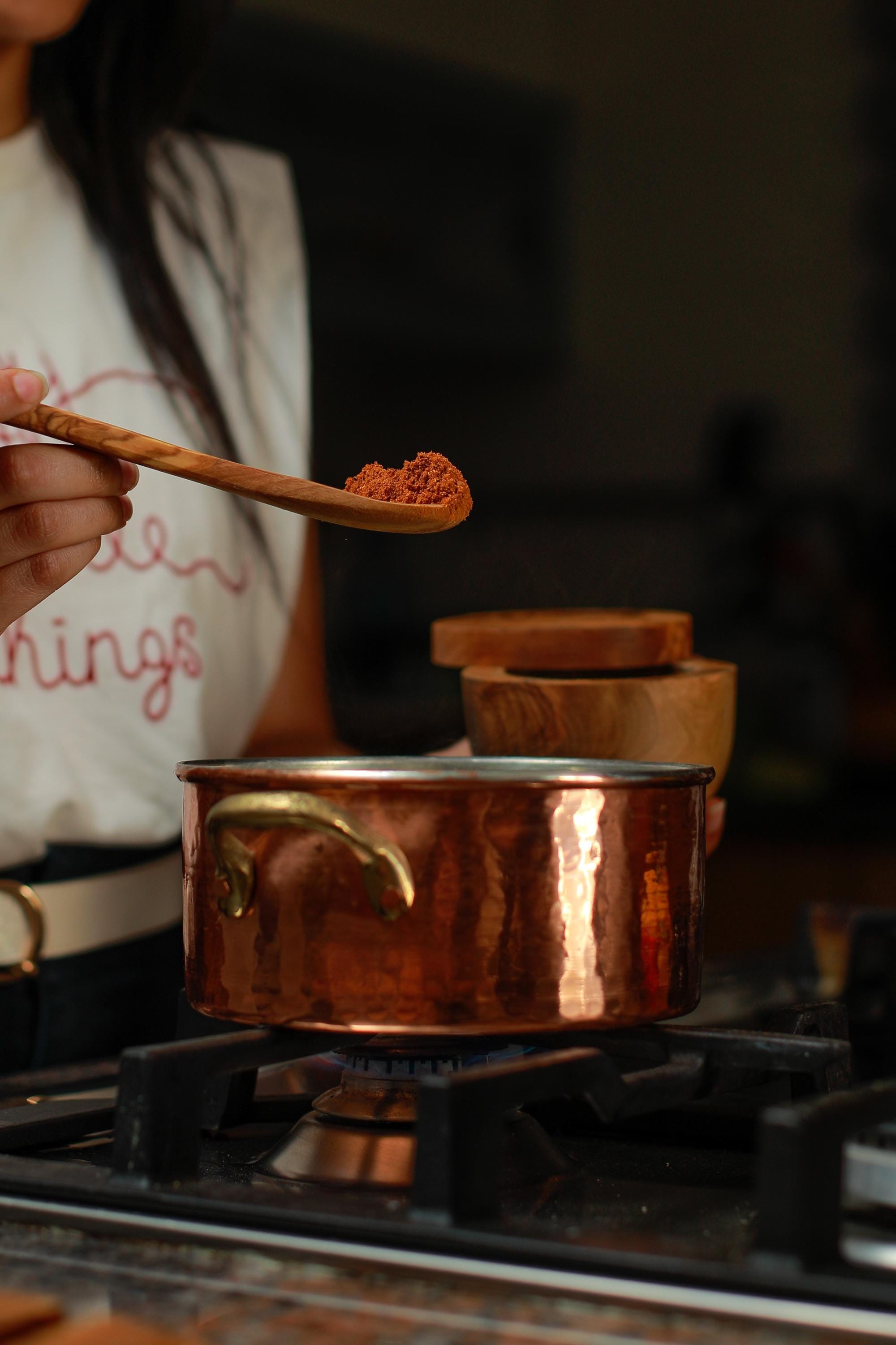 Olive Wood Utensil Set with Holder – Essential Kitchen Tools, Unique and Eco-Friendly Gift - Thumbnail 7
