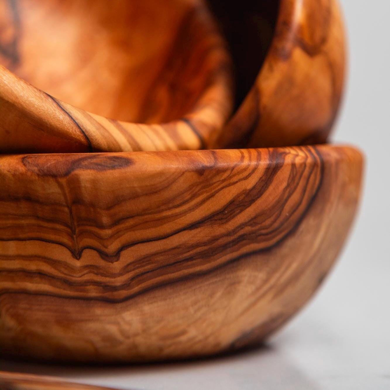 Olive Wood Bowl – Handcarved Artisan Piece for Table and Home - Thumbnail 4