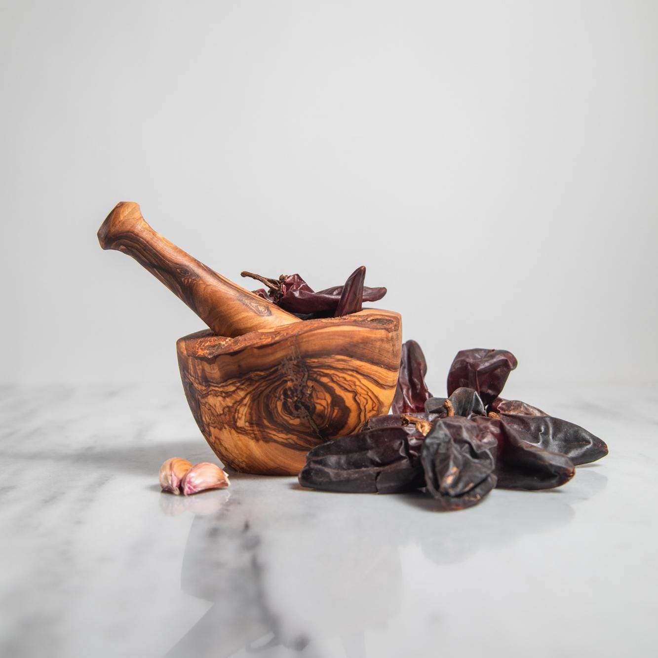 Rustic mortar Olive Wood Mortar and Pestle Set| Wooden Herb Grinder for Spices & Guacamole| Mortar Pestle Set| Farmhouse Kitchen Decor - Thumbnail 5