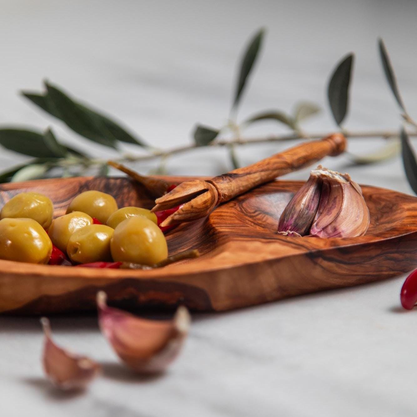 Olive Wood Snack Tray – Handcrafted Artisan Dish with Fork Set - Thumbnail 5