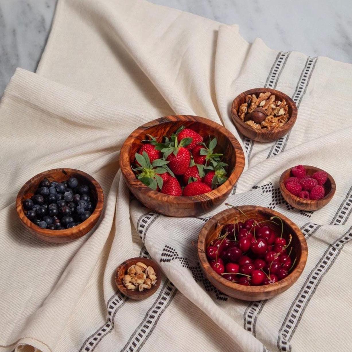 Handcrafted Olive Wood Bowl Set – 6 Small Wooden Snack & Fruit Bowls, Natural Kitchen Serving Set, Rustic Artisan Gift