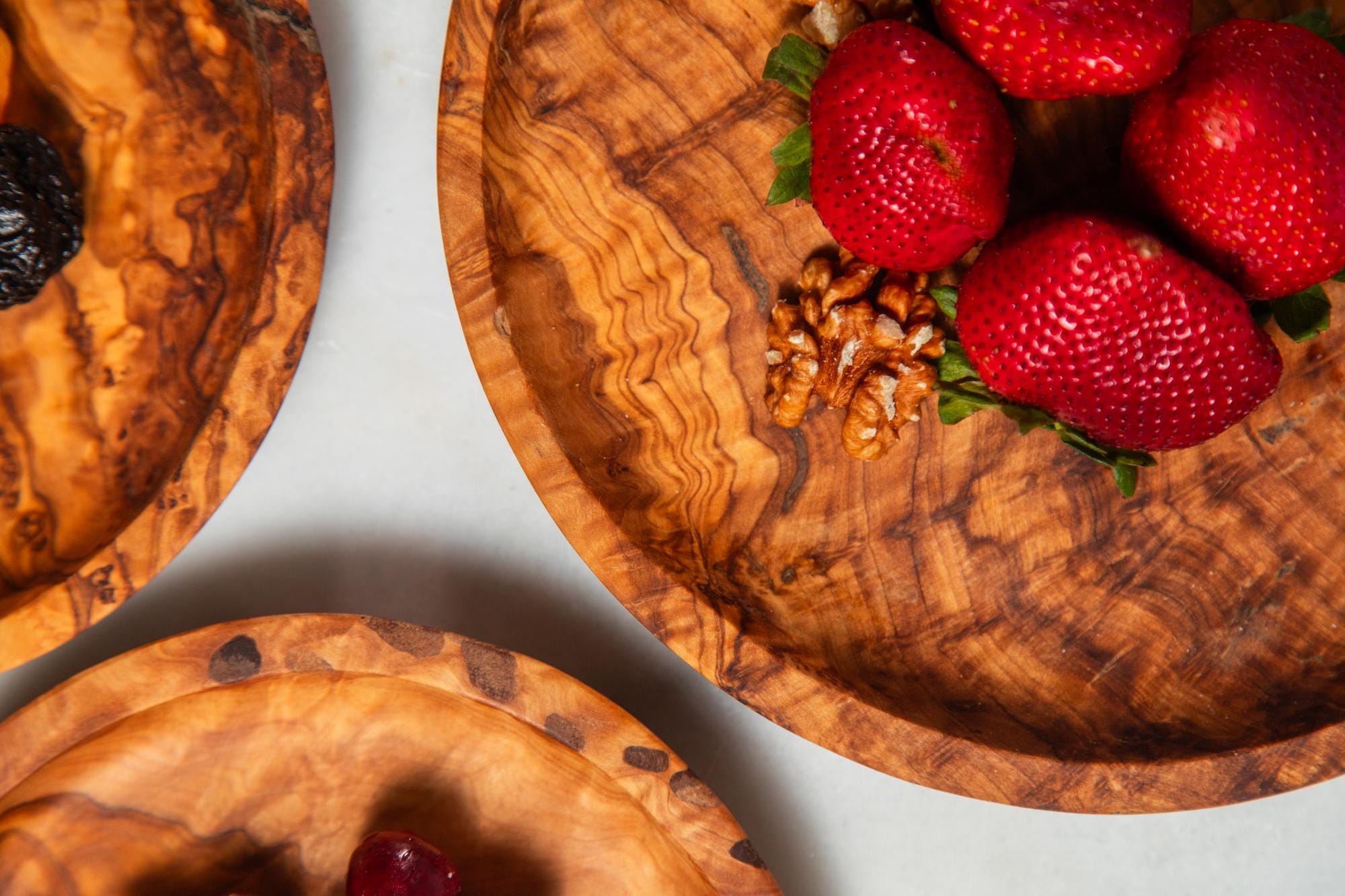 Set of 3 Olive Wood Plates – Handcrafted Snack & Serving Trays | Rustic Wooden Fruit and Dessert Plates, Natural Kitchenware - Thumbnail 3