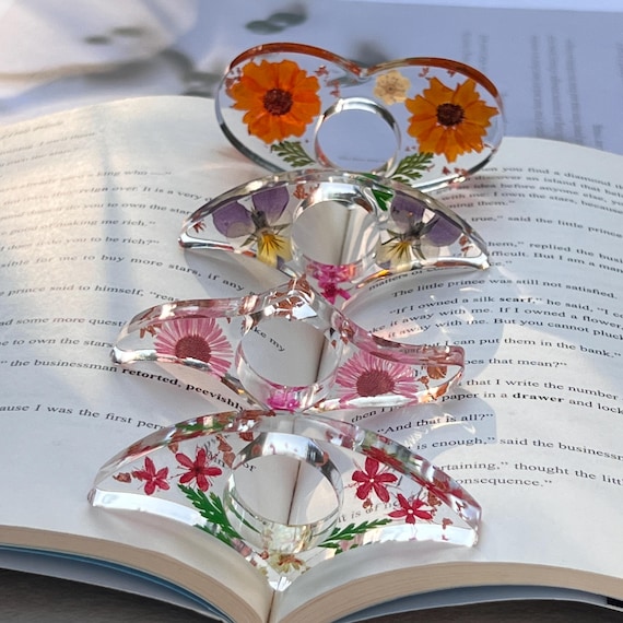 Resin Page Holder, Flower Page Holder, Thumb Page Holder, Book Page Holder, Page Spreader, Book Lover Gift, Ideal Gift for Her