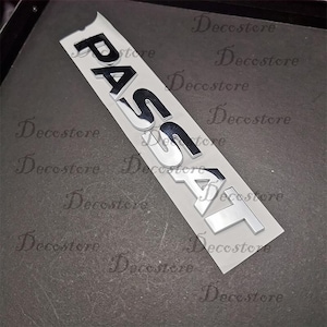 Passat kromat emblem för bagageutrymmet bak, 18 cm x 2,5 cm