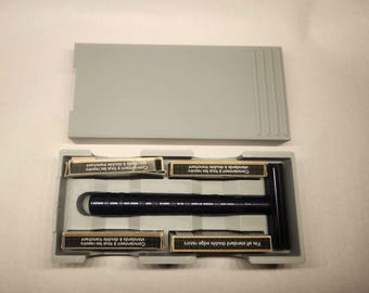 Henson Razor Travel Case QUAD: Locking Lid & Built-in Stand