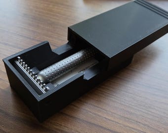 Tatara Safety Razor Travel Case Storage Box: with Built-in Razor Stand