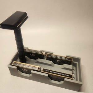 Henson Razor Travel Case QUAD: Locking Lid & Built-in Stand