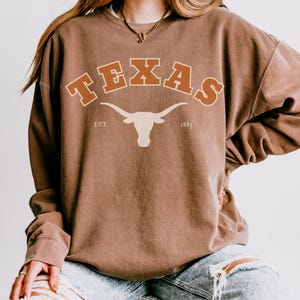 Texas Longhorns Crewneck, Comfort Colors Sweatshirt, University of Texas, Longhorn Fan gift, Football Vintage Style College Football Trendy