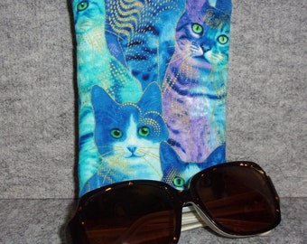 Cats Eyeglass or Sunglasses Case - Zipper Top - Padded Zippered Pouch - Bijoux Cats - Metallic