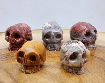 soapstone skull / stone skull carving / carved stone skull / small skull / skull lover gift / skelleton / halloween decor / meditation gift