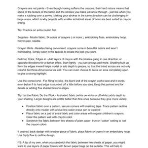 K&ouml;nnte beinhalten: Eine Schritt-f&uuml;r-Schritt-Anleitung zum F&auml;rben von Stoff mit Buntstiften. Der Text erkl&auml;rt, wie man Buntstift verwendet, um Stoff Farbe und Tiefe zu verleihen, einschlie&szlig;lich Tipps zur Verwendung des richtigen Stiftspitzenendes, zum Aufbau von Farbe und zum Hinzuf&uuml;gen von feinen schattierten Linien. Der Text erw&auml;hnt auch die Verwendung eines schattierten Stoffes, wie z. B. Wei&szlig; auf Wei&szlig;, um der Schattierung Tiefe zu verleihen.