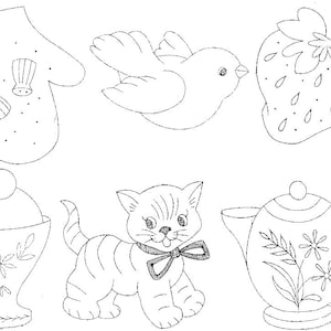 Puede incluir: Un conjunto de seis dibujos en blanco y negro de varios artículos para el hogar, que incluyen un pájaro, una tetera, un gato, una fresa, un guante para horno y un helado.