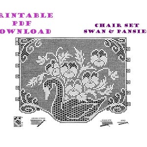 Op de afbeelding: Zwart-witte printbare PDF-haakpatroon voor een stoelenset met een zwaan- en viooltjesontwerp. Het patroon bevat instructies voor een "Tweede Steek" en een "Gerimpelde Steek".