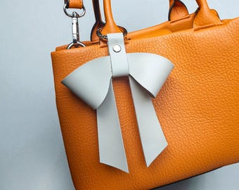 Large Nappa Leather Bow Keychain – Personalized Droopy Style Bag Charm, Handmade Gift for Her, Purse Accessory