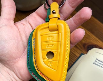 BMW  Tricolor stitching, i4 M50 / eDrive 40 Key Case – Handmade Leather Fob Cover for M240i, 425i, 430i, iX, i7 – Personalized Key Holder