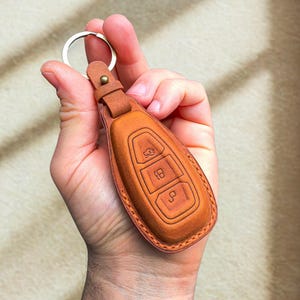 FORD Focus B-C Max- Mondeo- Kuga- Fiesta  Leather Key Fob Case-  Key Fob Cover/ Handmade Leather Key Holder/Protector Keychain