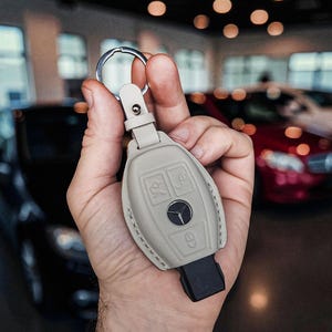 Leren sleutelhoes Mercedes Benz AMG S/E/C 63 – gepersonaliseerde sleutelhangerhoes – handgemaakte autosleutelhouder