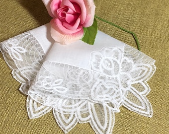 Vintage White Wedding Hanky With Lace Edging - Hankie  Bridal Handkerchief - 2