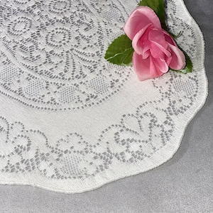 Vintage White Lace Dresser Scarf Doily