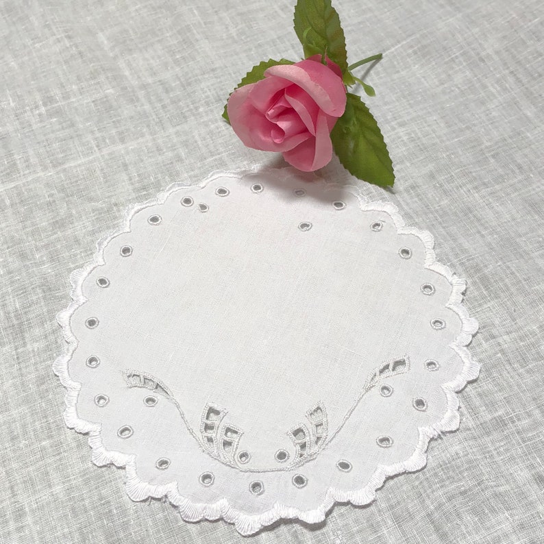 Antique Round Doily Made of Linen with Hand Embroidery 7 Inches