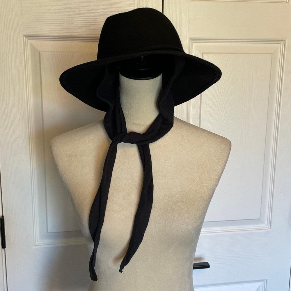 Lancaster Tan Fedora with Attached Matching Scarf Vintage Lancaster Womens Tan Wool Fedora Peach Colored  main image 4