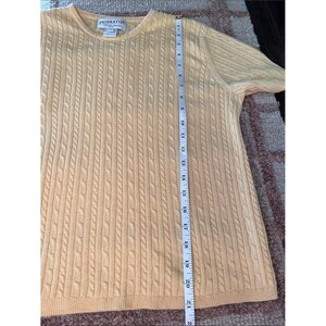 Vintage Pendleton Pale Yellow Cable Knit Short Sleeve Sweater Size Medium Petite image 7