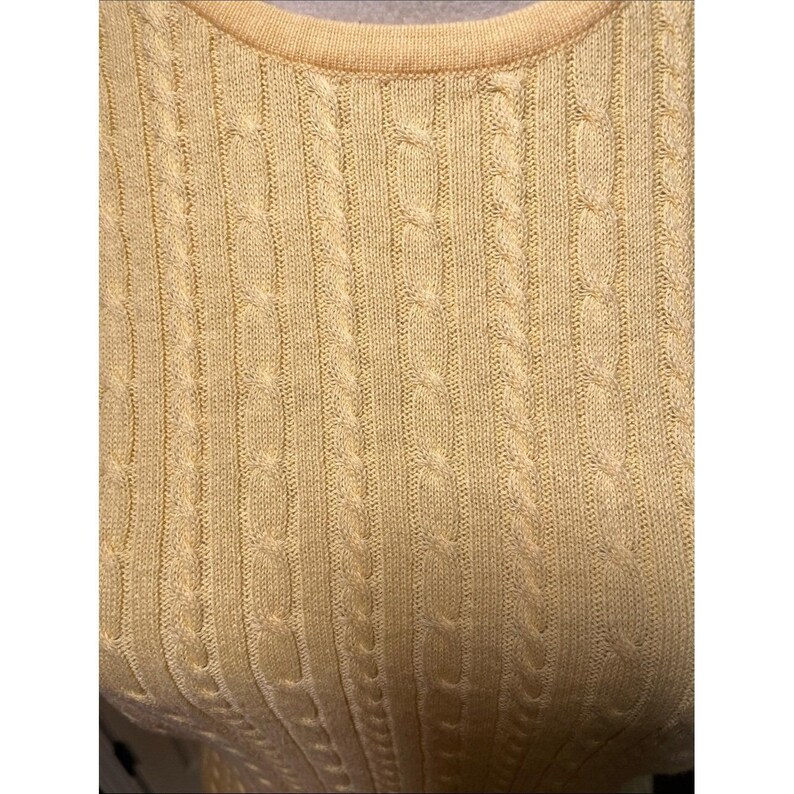 Vintage Pendleton Pale Yellow Cable Knit Short Sleeve Sweater Size Medium Petite image 2