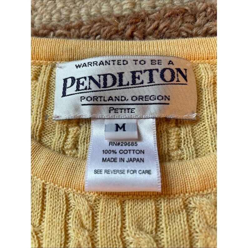 Vintage Pendleton Pale Yellow Cable Knit Short Sleeve Sweater Size Medium Petite image 5