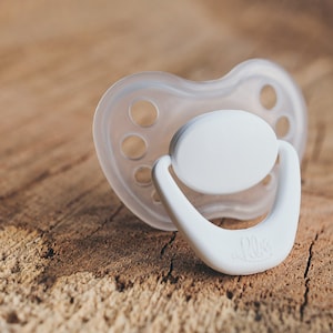Magnetic Newborn Pacifier for Reborns - Magnetic Pacifier - Honeybug &quot;Sweetheart&quot; Pacifier